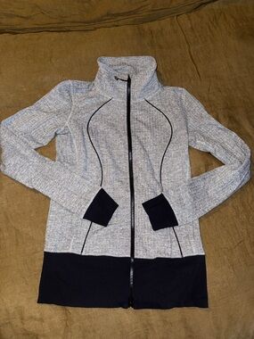 lululemon athletica Grey & Black Full-Zip Utility Jacket